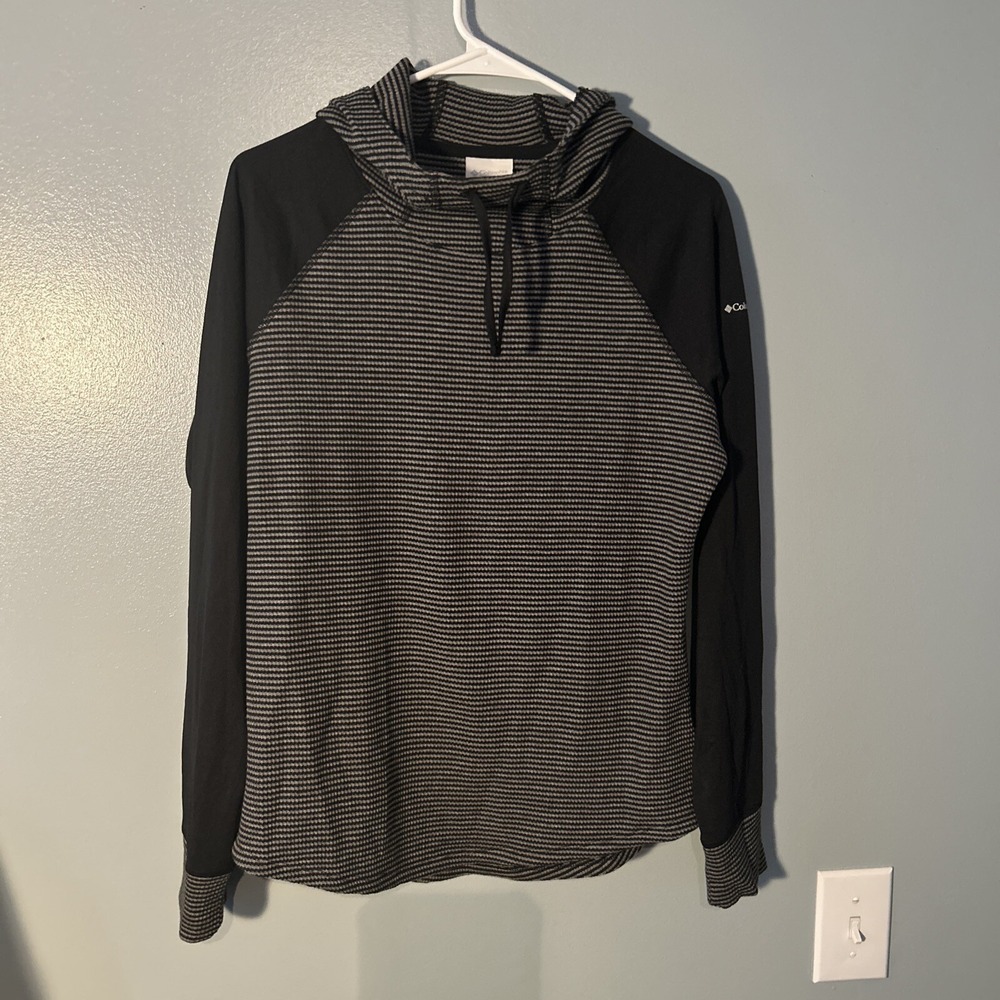 Columbia Women's Sweater Striped Black And Grey Knit Pullover Hoodie Size Large